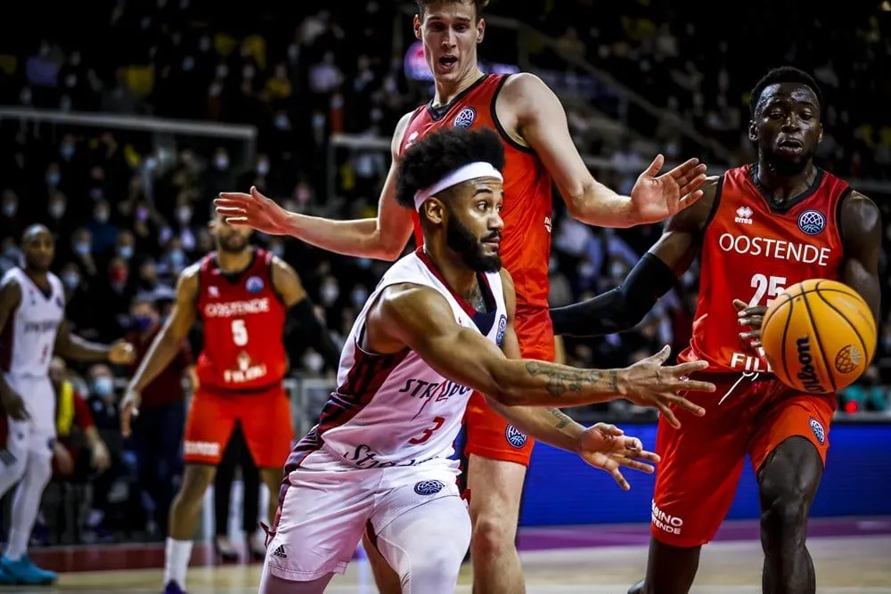 Strasbourg : Le retour sur les terrains du meneur John Roberson