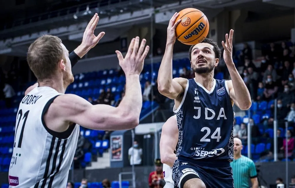 Pro B : un an et demi plus tard, Charles Galliou est de retour, à Rouen