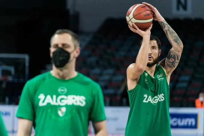 Lituanie : Joffrey Lauvergne a fait son retour après 4 mois d’absence