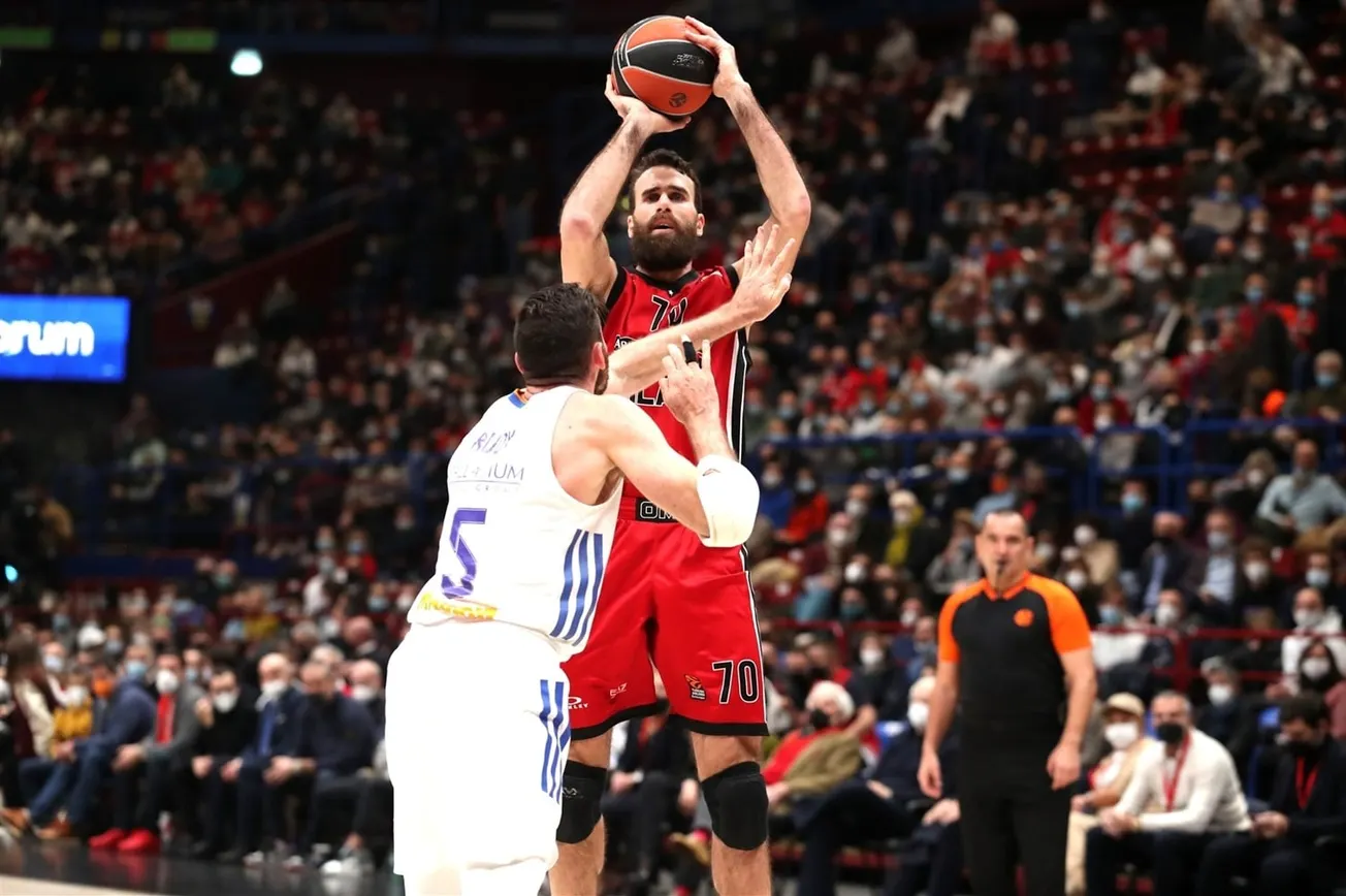 Euroleague : Luigi Datome (Milan) croit toujours que son équipe peut faire les playoffs