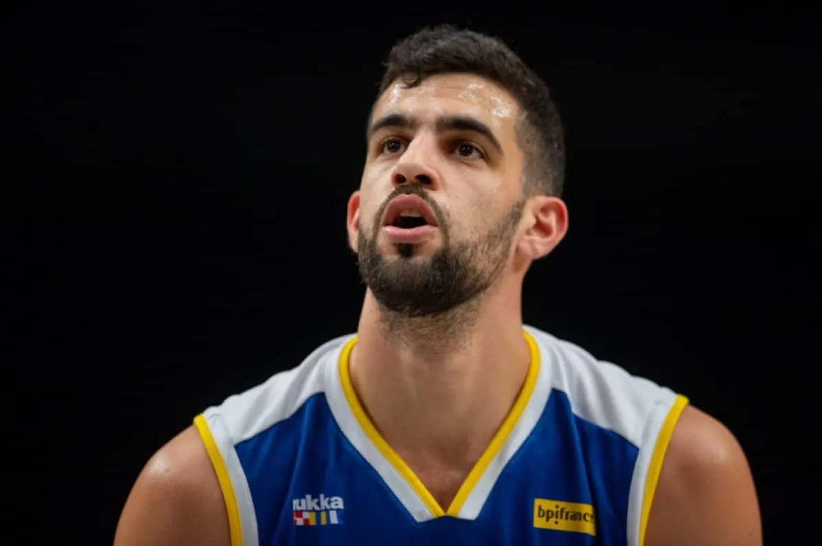 Les Métros arrachent la victoire dans un derby de feu, après prolongation, contre Nanterre