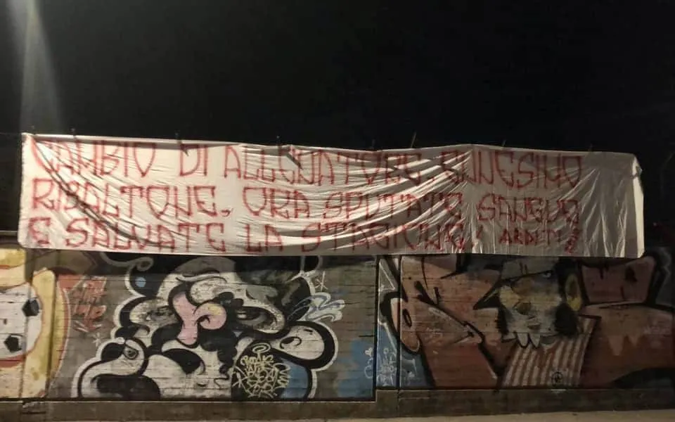 Italie – Les Ultras de Varèse : « Maintenant, crachez le sang et sauvez la saison ! »