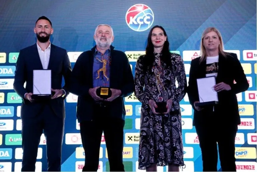 Serbie : Nikola Jokic et Sonja Vasic élus meilleur joueur et meilleure joueuse de l’Année 2021