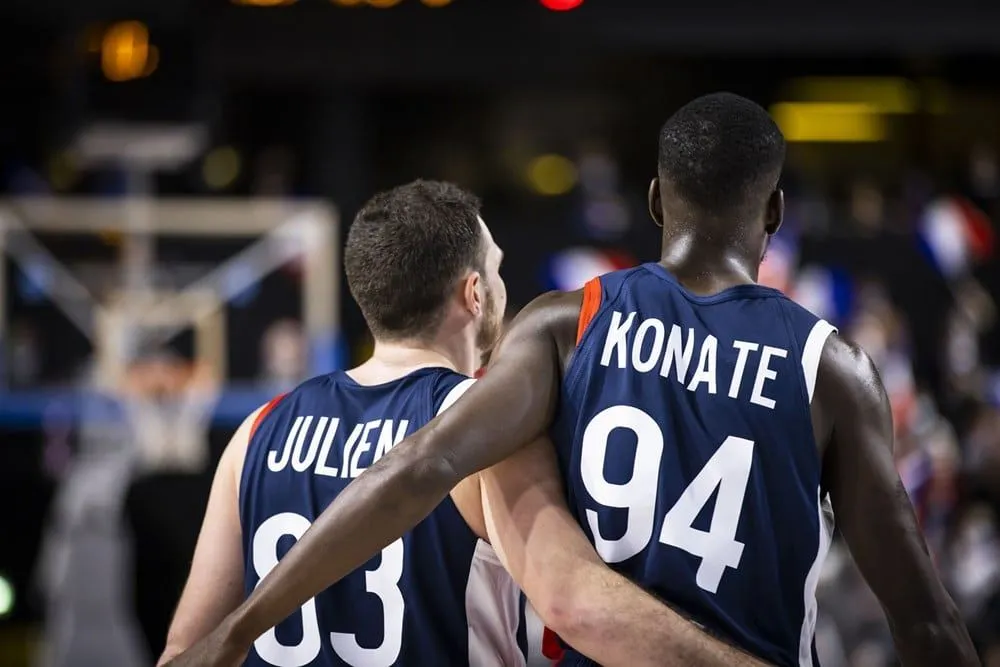 Vidéo : 21 minutes de reportage sur les deux France-Portugal