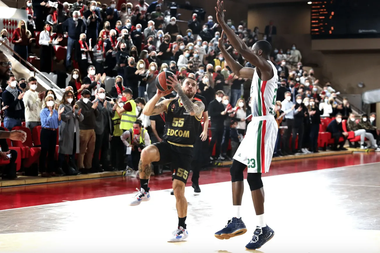 Euroleague : Mike James et Monaco repoussent Kazan pour revenir dans la course aux playoffs