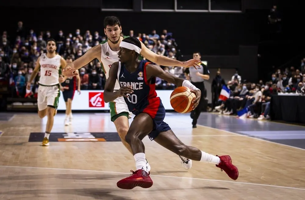 La première de Sylvain Francisco en équipe de France « plutôt positive » pour Vincent Collet