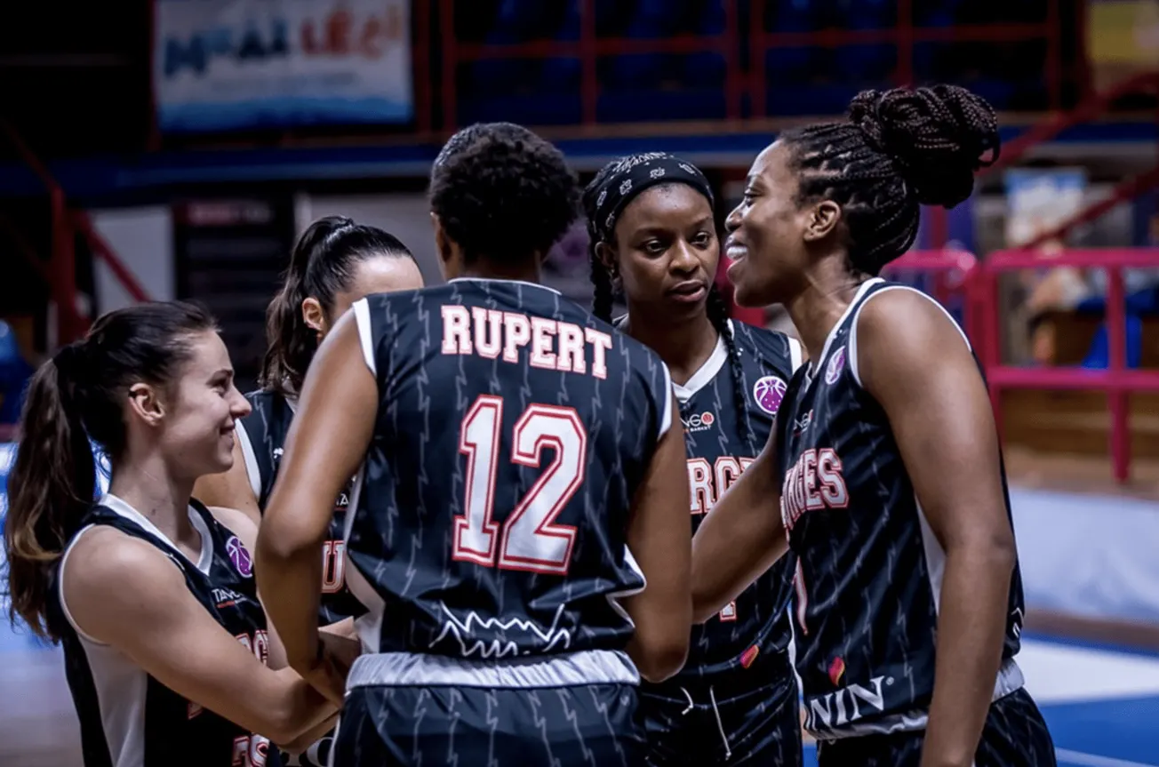 Eurocup féminine : Bourges écrase Basket Landes et rejoint le Final Four, Olivier Lafargue se dit « admiratif » !