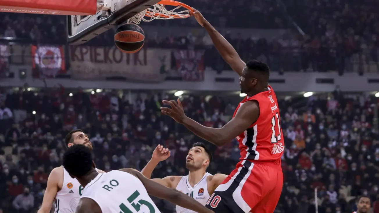 Les Français de l’étranger : Moustapha Fall décisif dans le derby d’Athènes