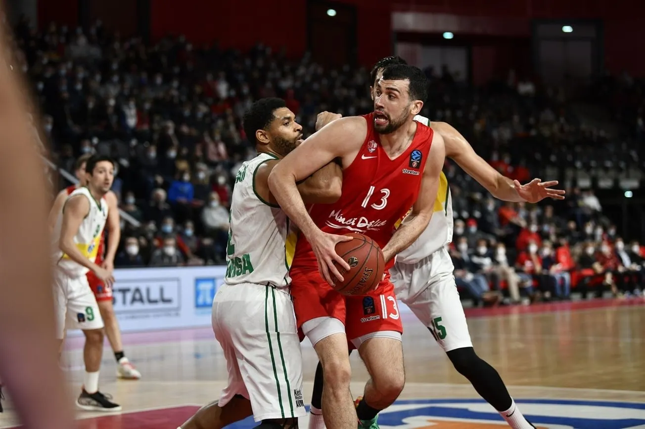 Betclic Élite : Bourg brise sa série noire, Nanterre renverse Roanne, la course au maintien bat son plein…