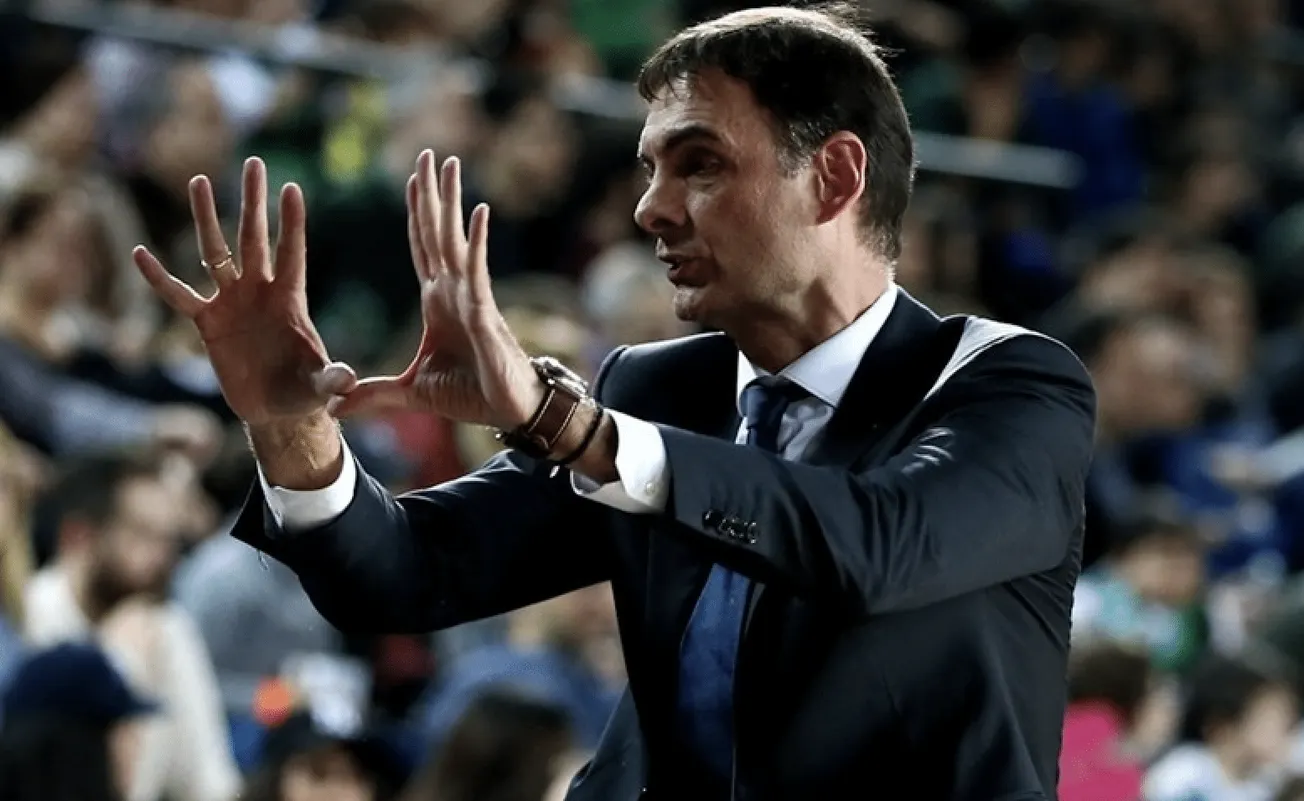 La première manche en poche, Georgios Bartzokas (Olympiakos) s’attend à « des matchs difficiles dans toute la série » contre Monaco