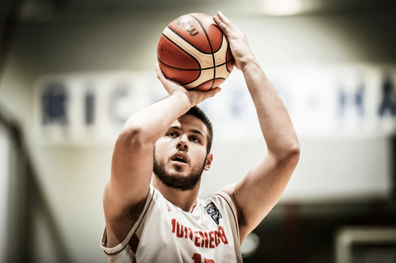 Officiel : Milos Popovic appelé en renfort par la Chorale Roanne