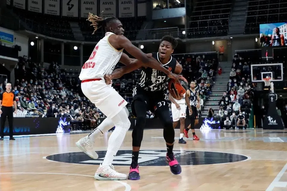 Jerry Boutsiele (Monaco) : « On a la même considération pour l’Euroleague et pour le championnat de France »