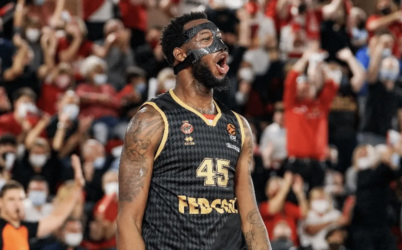 Un accord trouvé entre Monaco et Donta Hall pour une prolongation de contrat ?