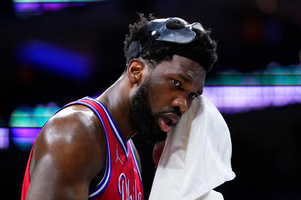 Être naturalisé français, jouer avec les Bleus… Joel Embiid laisse planer le doute
