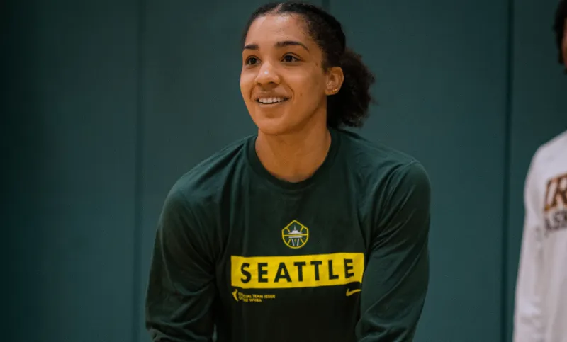 WNBA : Gabby Williams (Seattle) et James Wade (Chicago) candidats au titre de champion 2022