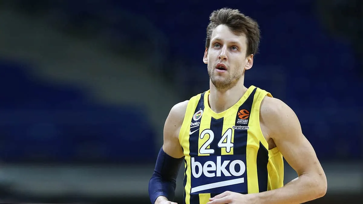 À la recherche d’un pivot, Barcelone lorgne sur Jan Vesely !