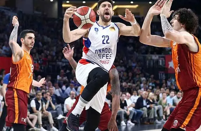 Turquie : Anadolu Efes en déroute à Galatasaray : -35 !