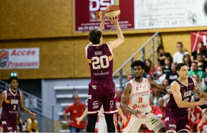Sofiane Briki rempile à l’ASA Basket jusqu’en 2024