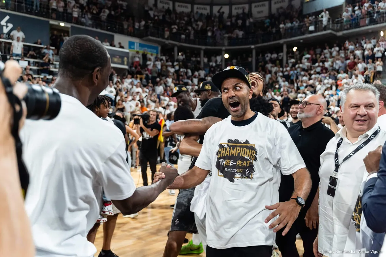 Tony Parker : "C’est l’avenir de l’ASVEL qui m’intéresse et nous allons travailler main dans la main avec l’OL"