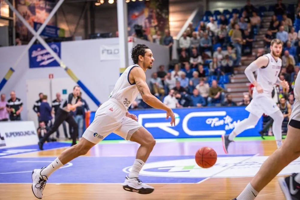 Les Belges exclus de la finale de la Ligue belgo-néerlandaise