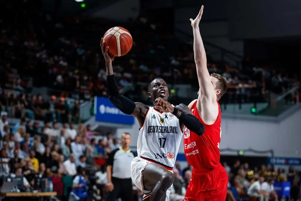 Allemagne – Pologne : Avec 38 points, Dennis Schroder a établi un nouveau record d’Europe