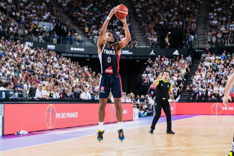 Vidéo : L’équipe de France en démonstration contre l’Italie