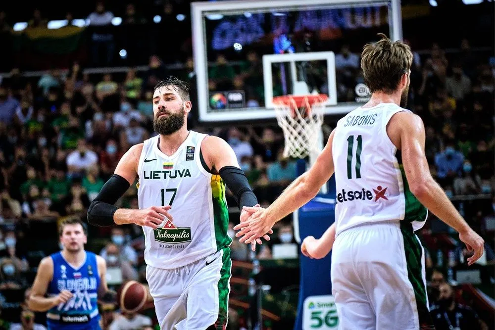 EuroBasket : La Lituanie termine sa préparation invaincue