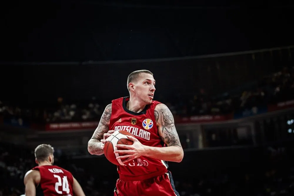 Allemagne : Daniel Theis incertain pour l’EuroBasket