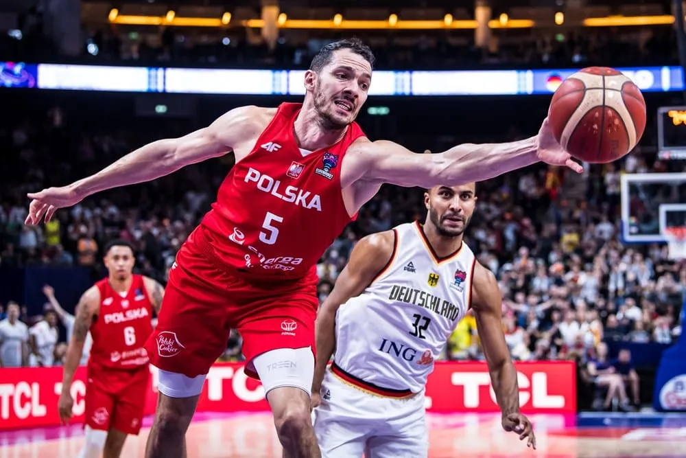 Aaron Cel, ailier-fort de la Pologne : « Je suis très fier de finir comme cela »