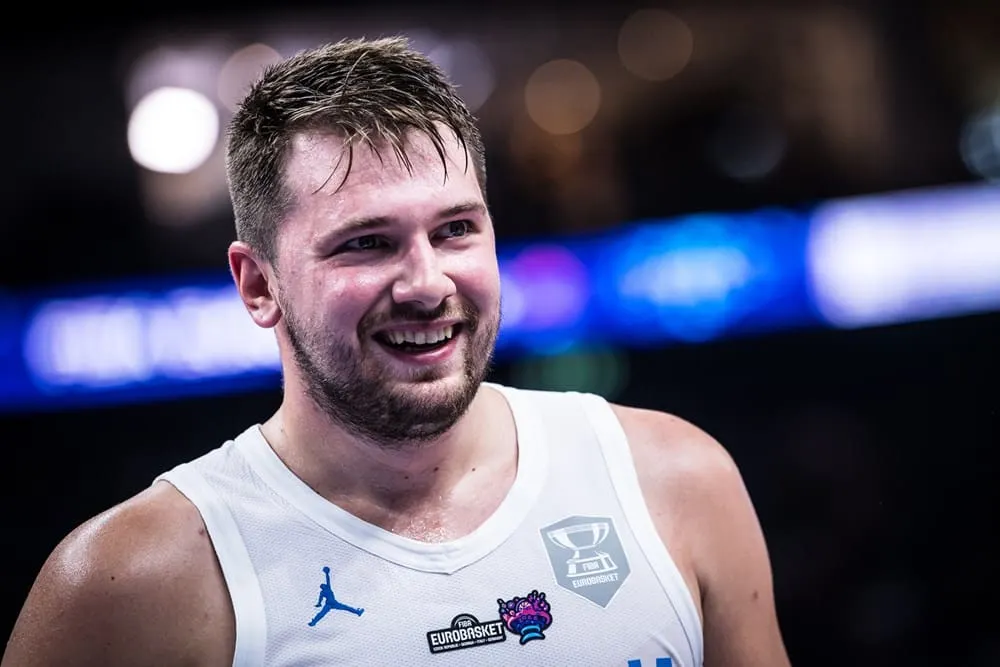 Luka Doncic met fin à la bataille des marques avec sa mère