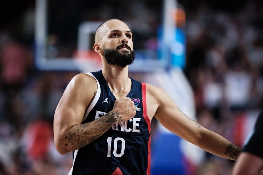 Vincent Collet après la victoire contre la Lituanie : « On a retrouvé l’agressivité d’Evan Fournier »