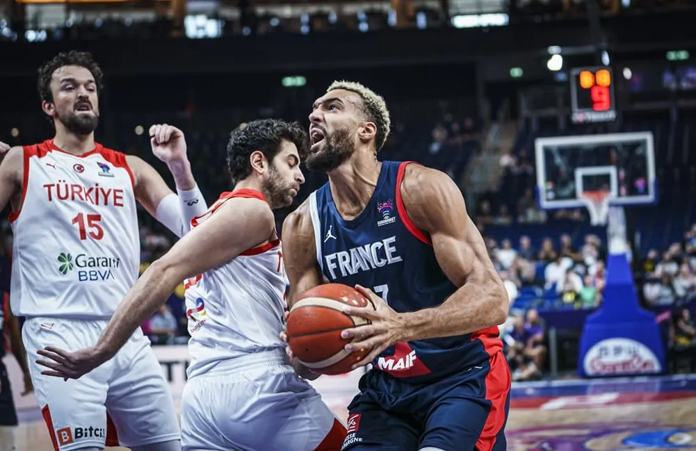 Rudy Gobert, nouveau record de rebonds en équipe de France contre la Turquie : « Un match de patron »