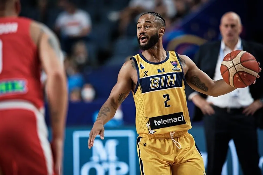 France – Bosnie-Herzégovine : John Roberson absent