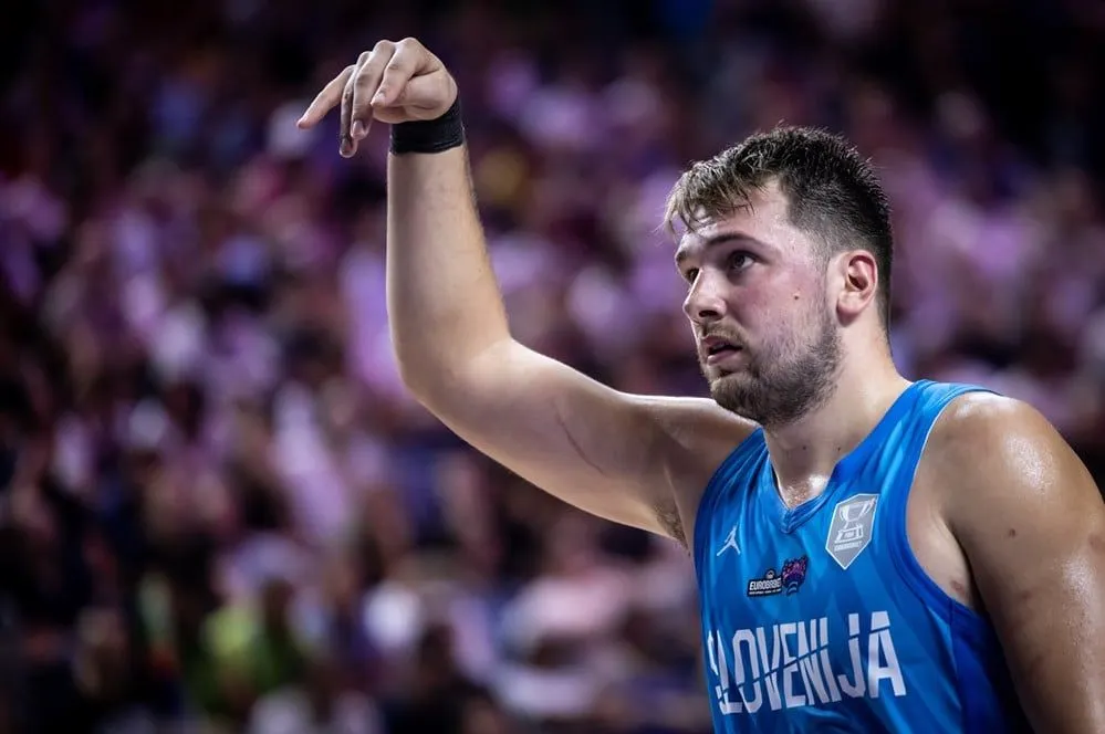 Luka Doncic : « Après le championnat d’Europe, j’ai dormi 13, 14 heures par jour »