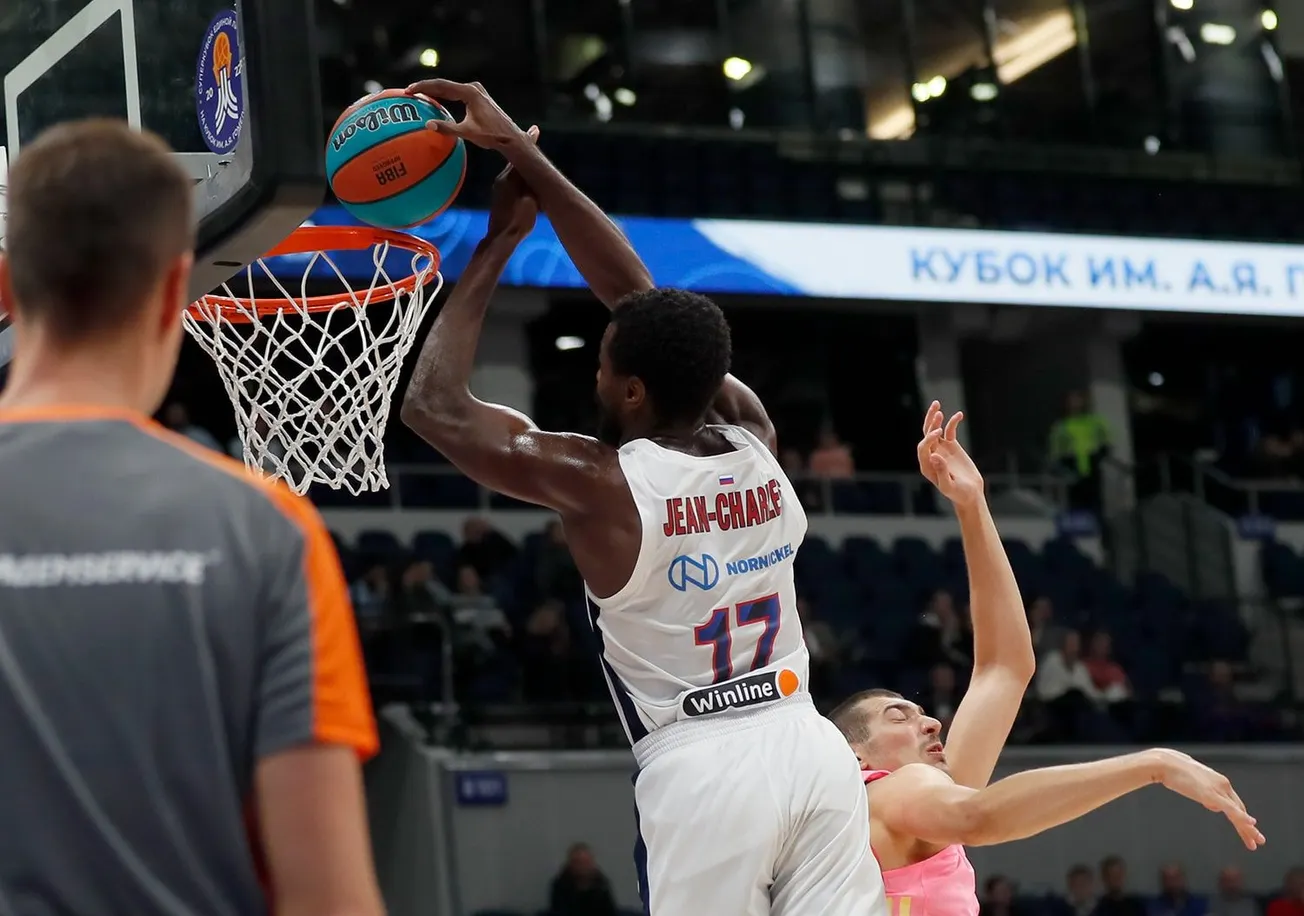 Malcolm Cazalon et Livio Jean-Charles en lumière à la SuperCup de la VTB League à Moscou