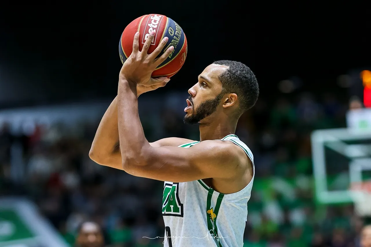 Un Paul Rigot en feu propulse Blois vers la victoire sur Pau