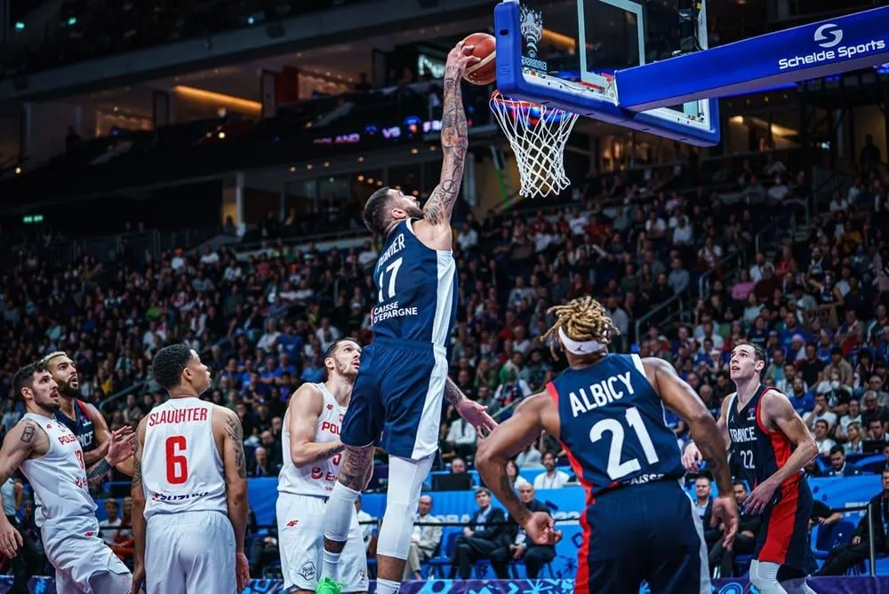 Vidéos : Les highlights des deux demi-finales de l’EuroBasket