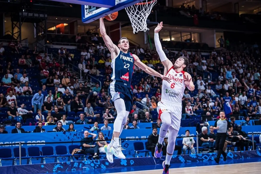 La révélation en bleu de Terry Tarpey