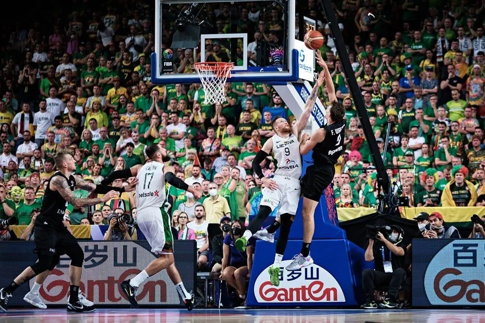 Après deux prolongations et au bout du suspens, l’Allemagne remporte le thriller du début de l’Euro !