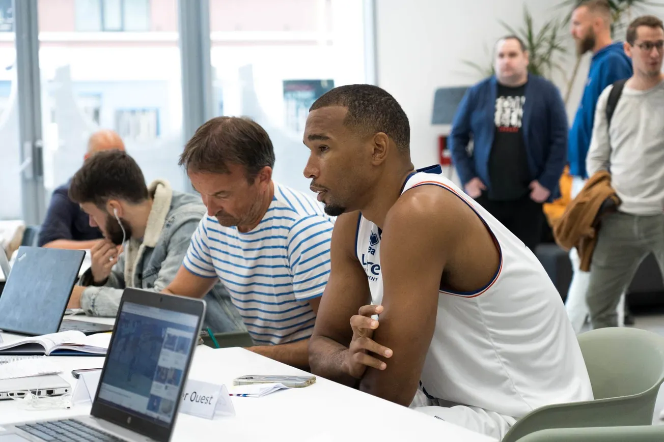 ITW Yannis Morin (Roanne) : « Je veux dominer les raquettes de Betclic Elite »