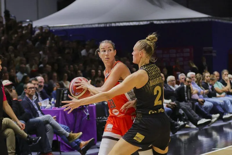 Vidéo : Retour sur la victoire de Bourges au Trophée des Champions