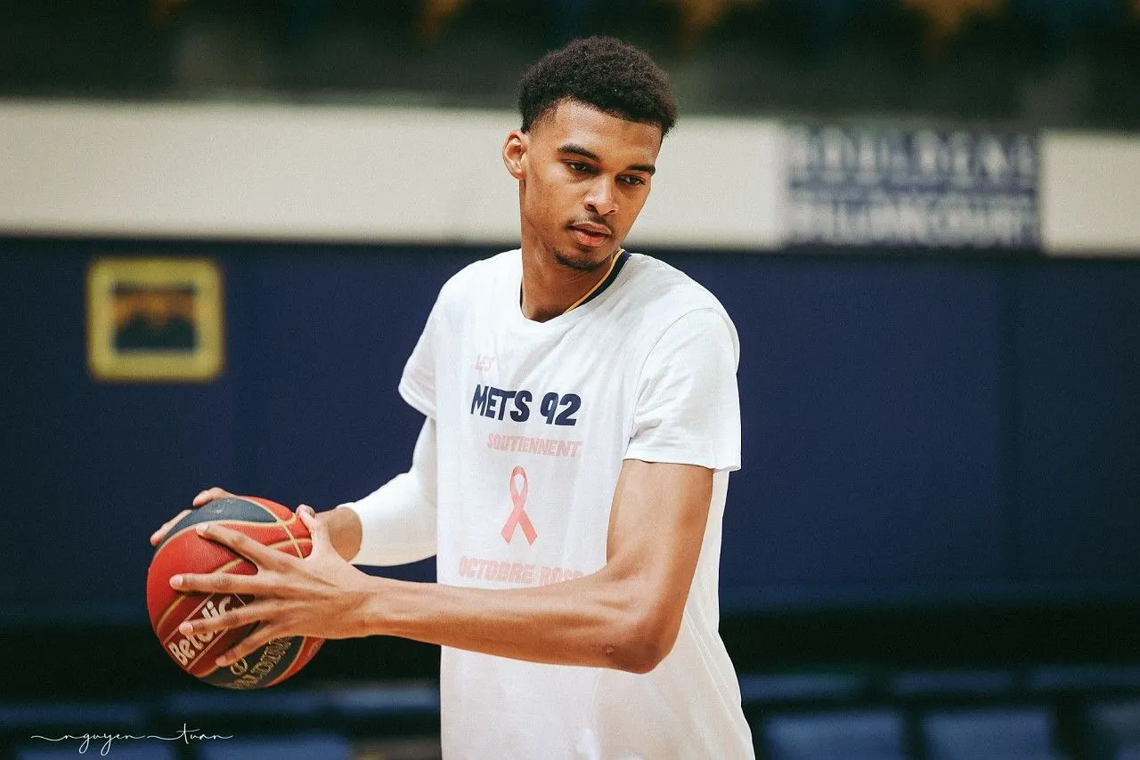 Victor Wembanyama à la poursuite du record de Forrest McKenzie