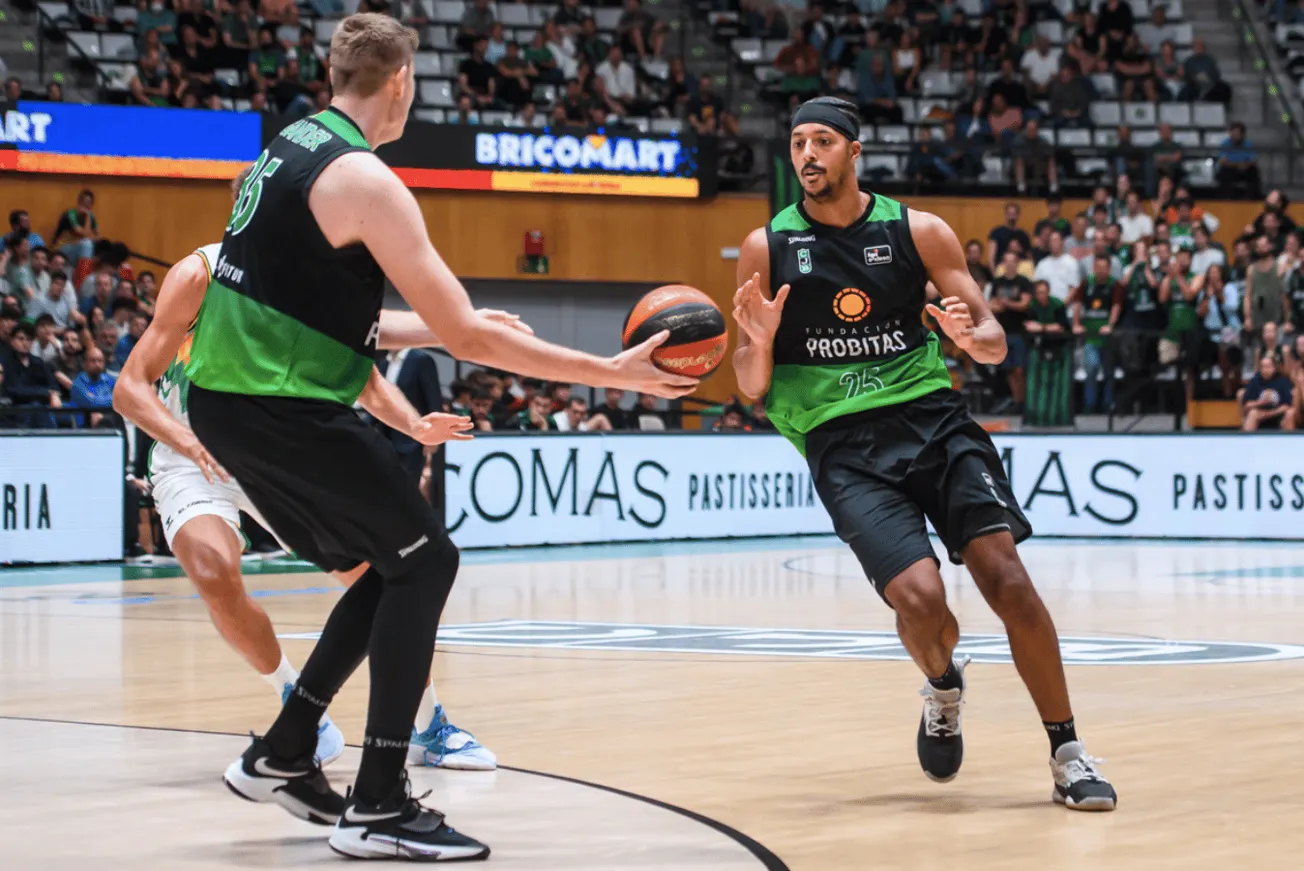 Espagne : William Howard rechute au mollet