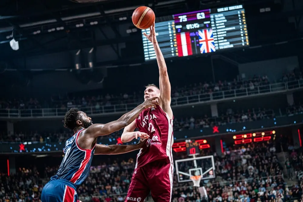 Le géant letton Anzejs Pasecniks débarque dans la raquette des Metropolitans 92 !