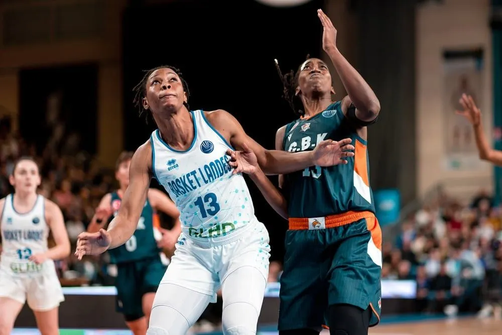 Basket Landes à la recherche d’un pivot alors que Evelyn Akhator est blessée au genou