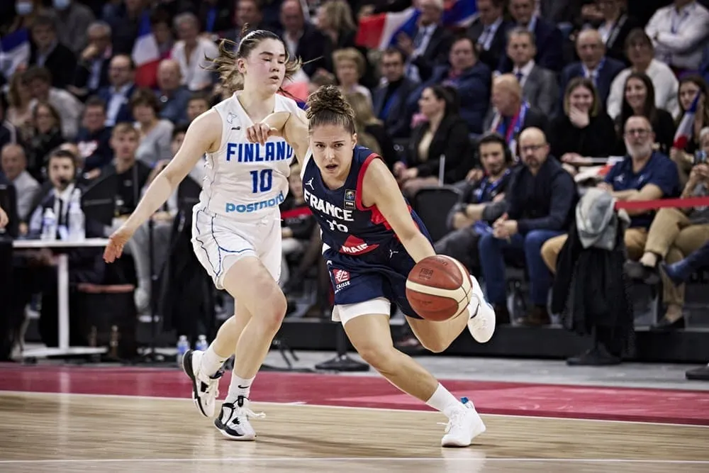 Equipe de France féminine : Caroline Hériaud forfait