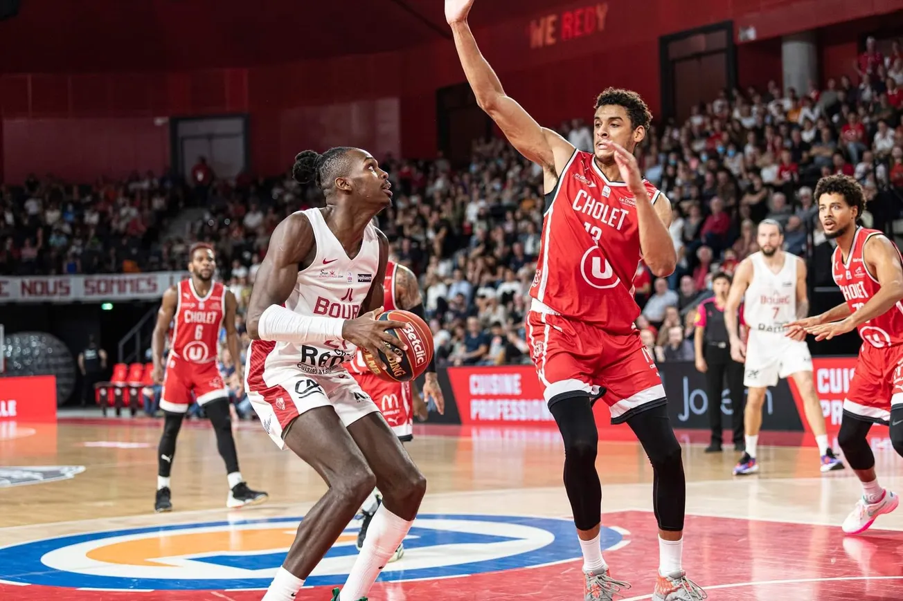 Eurocup : Remercié par Bourg, James Dickey rebondit à Prometey