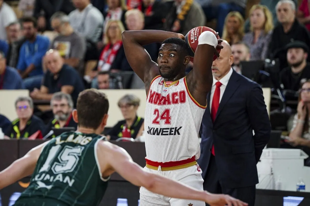 Yakuba Ouattara (Monaco) : "A Vitoria pour un exploit"