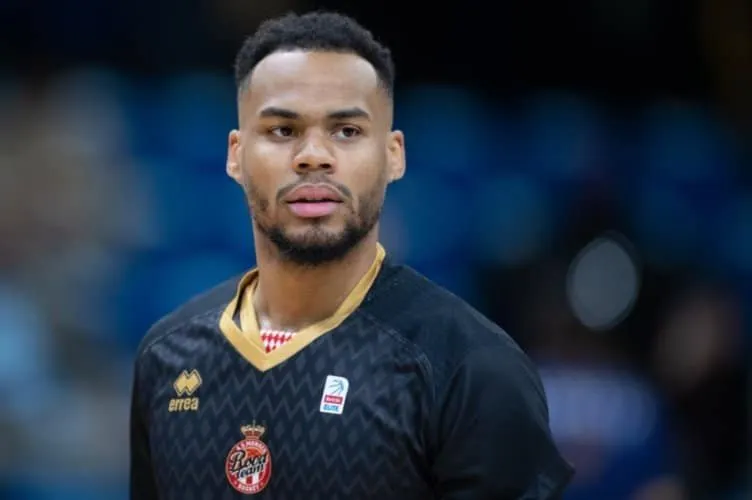 Vidéo : l’équipe de légende LNB d’Elie Okobo