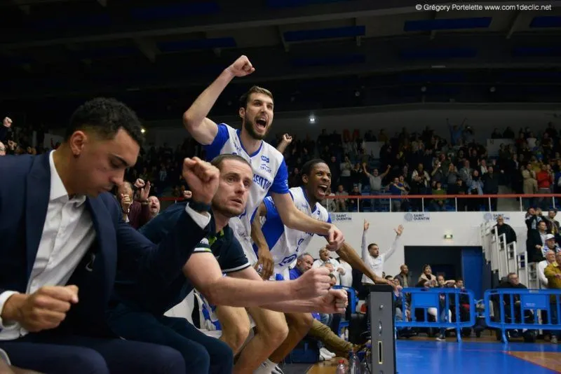 Pro B : Saint-Quentin torpille Aix-Maurienne et prend la tête